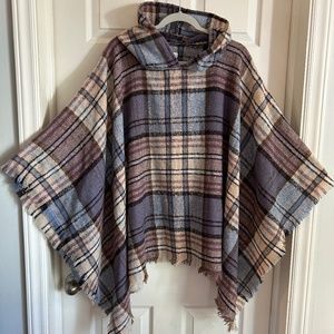 Top It Off Lightweight Poncho, Medium, NWT